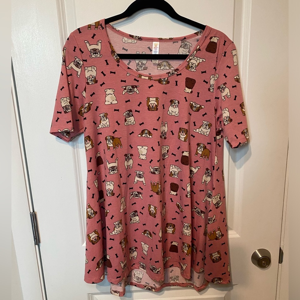 LulaRoe bones and pug perfect t t shirt